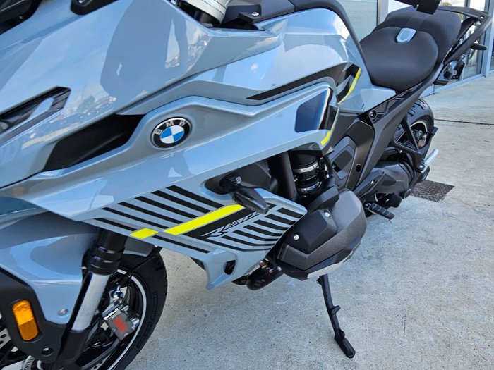 2026 BMW Motorrad 2026 Bmw 1300CC R 1300 RS Grey Metallic