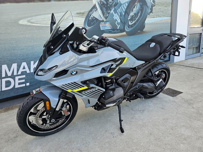 2026 BMW Motorrad 2026 Bmw 1300CC R 1300 RS Grey Metallic