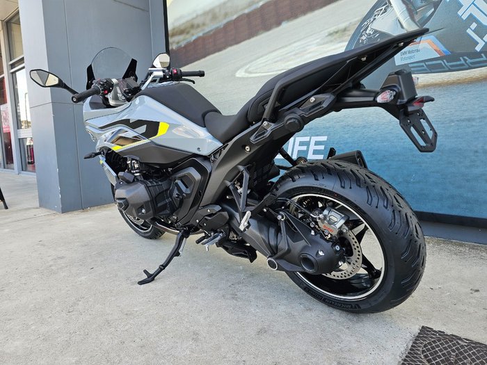 2026 BMW Motorrad 2026 Bmw 1300CC R 1300 RS Grey Metallic