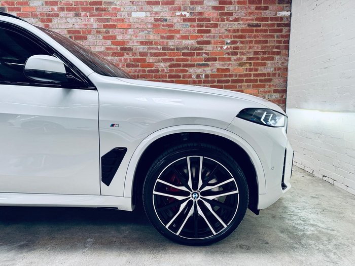 2024 BMW X5 xDrive30d M Sport G05 LCI 4X4 Constant Mineral White