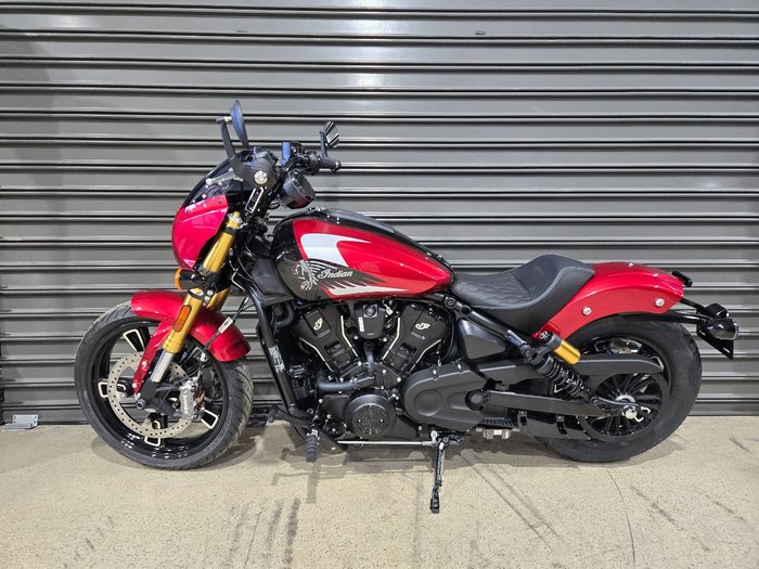 2025 INDIAN SCOUT 101 LIMITED SUNSET RED METALLIC