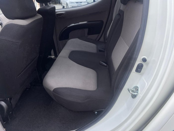 2011 Mitsubishi Triton GL-R MN MY11 4X4 Dual Range White