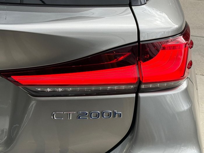 2019 Lexus CT 200h Luxury ZWA10R Titanium