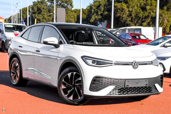 2025 Volkswagen ID.5 Pro E2 MY25 Glacier White/Black Roof