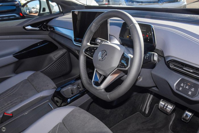 2025 Volkswagen ID.5 Pro E2 MY25 Glacier White/Black Roof