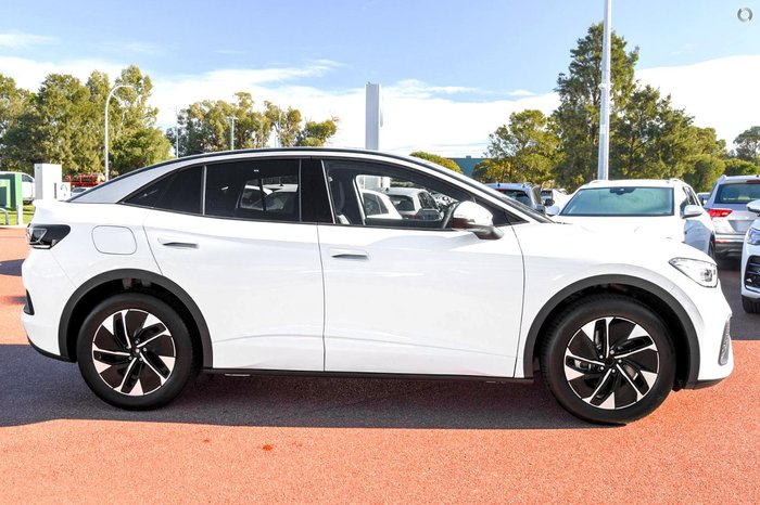 2025 Volkswagen ID.5 Pro E2 MY25 Glacier White/Black Roof