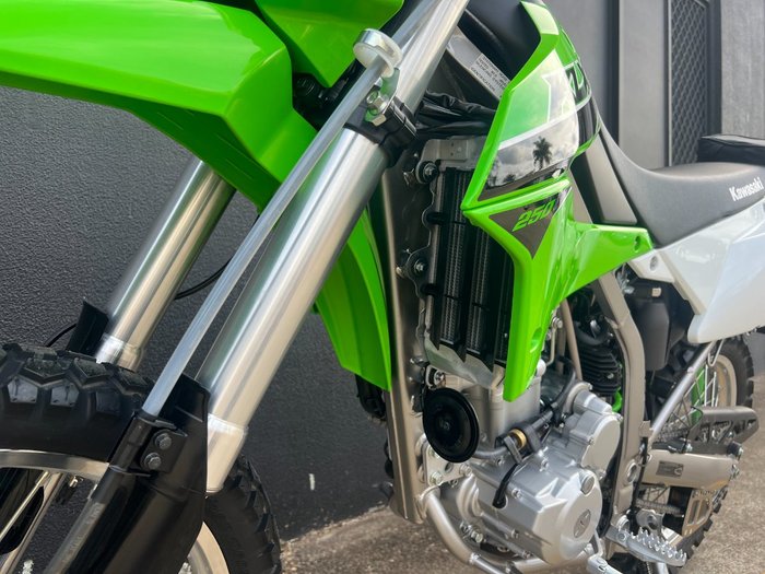2024 Kawasaki KLX250 GREEN