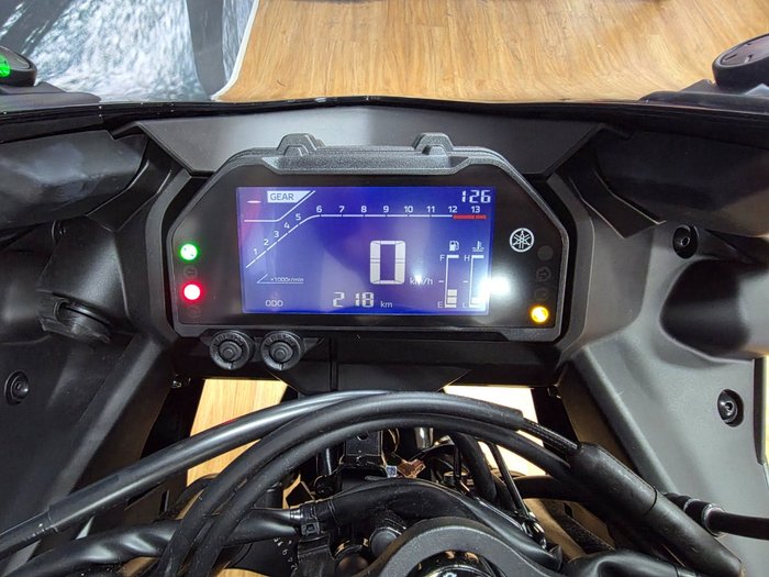 2025 Yamaha YZF-R3 Black