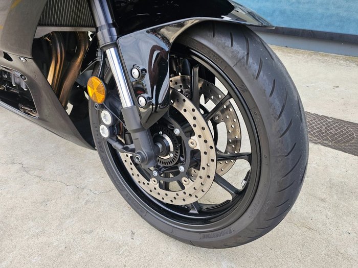 2023 Yamaha YZF-R7LA Black