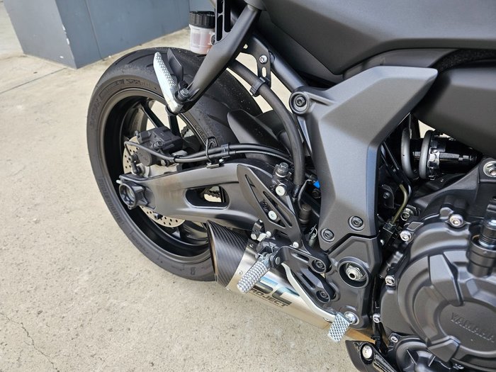 2023 Yamaha YZF-R7LA Black