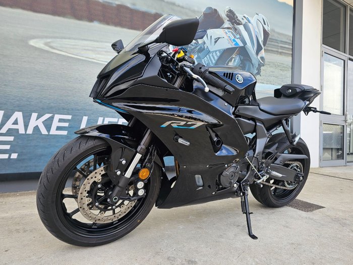 2023 Yamaha YZF-R7LA Black