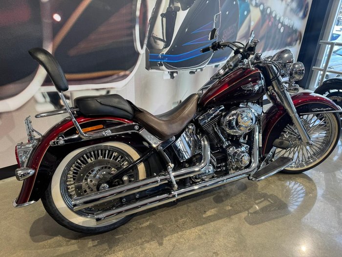 2014 Harley-Davidson Softail Deluxe 1690 (FLSTN) Softail Red