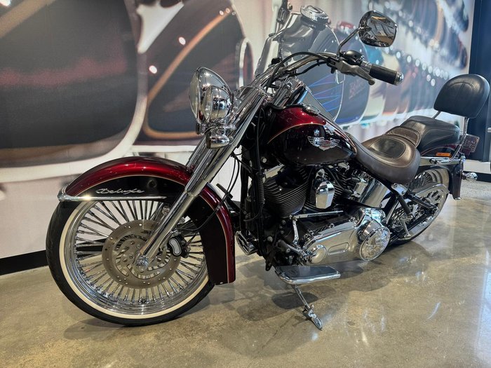 2014 Harley-Davidson Softail Deluxe 1690 (FLSTN) Softail Red
