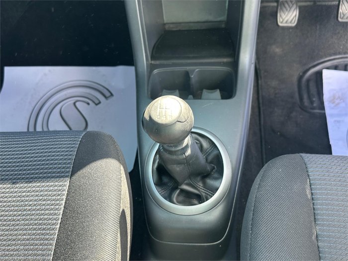 2010 SUZUKI SWIFT 