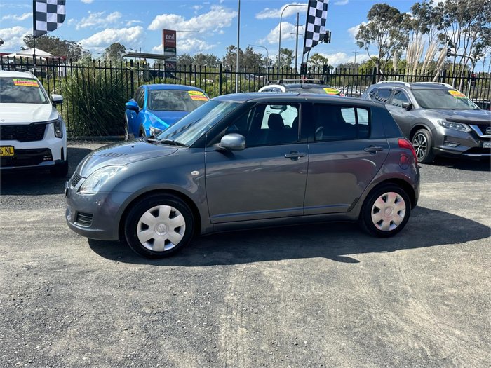 2010 SUZUKI SWIFT 