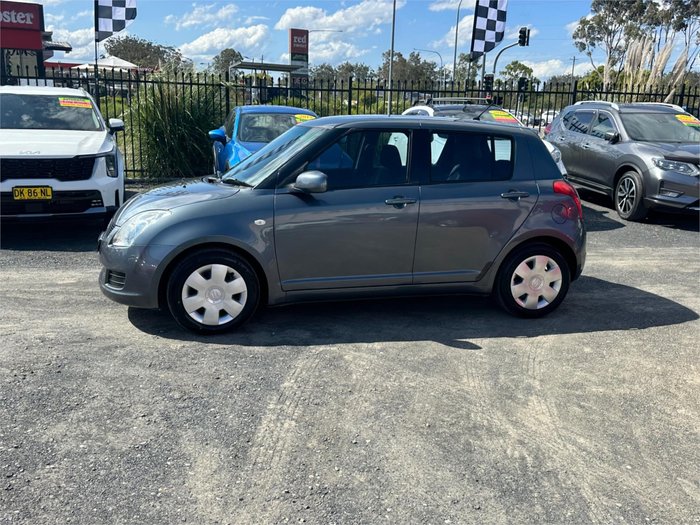 2010 SUZUKI SWIFT 