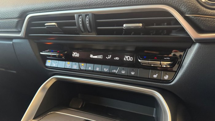 2025 Mazda CX-80 G40e GT