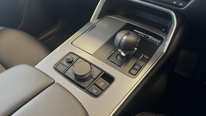 2025 Mazda CX-80 G40e GT