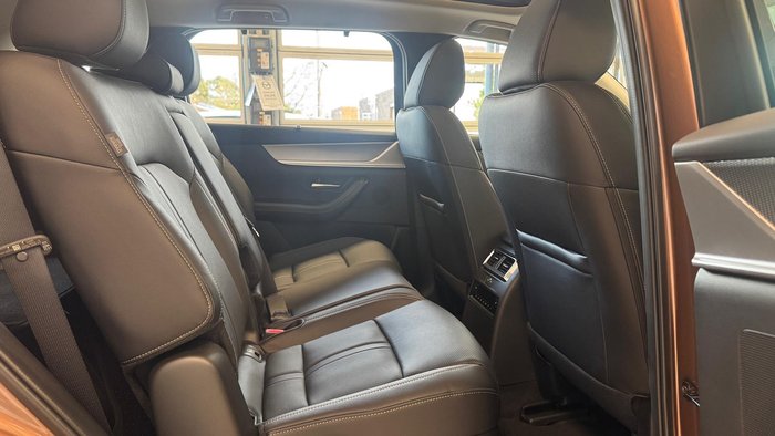 2025 Mazda CX-80 G40e GT