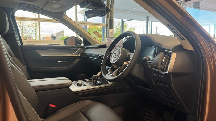 2025 Mazda CX-80 G40e GT