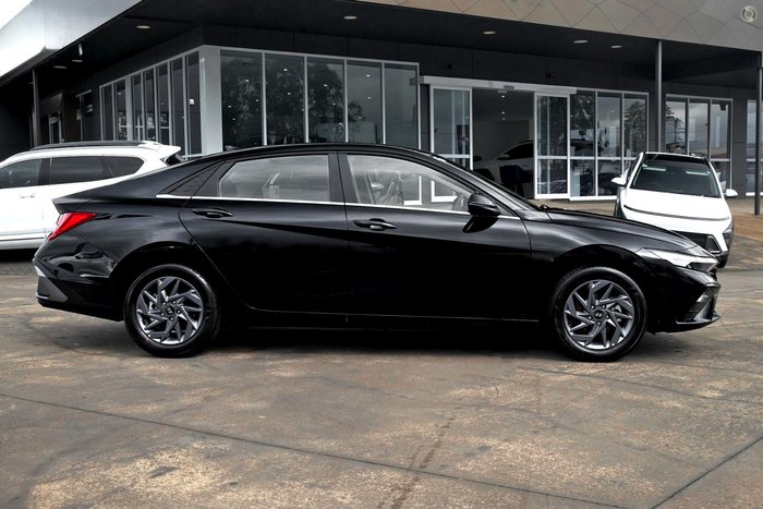 2025 Hyundai i30 Hybrid