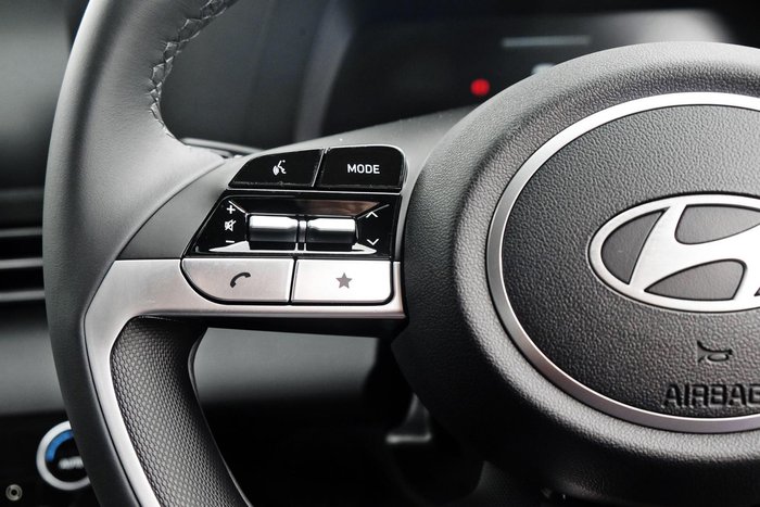 2025 Hyundai i30 Hybrid