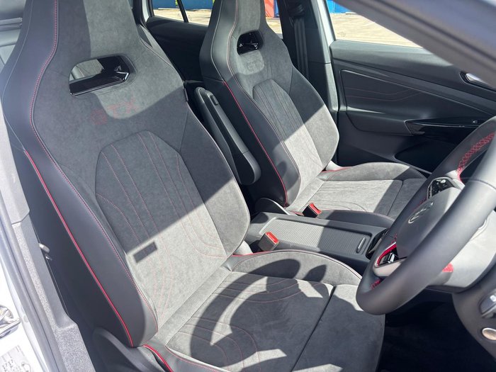 2025 Volkswagen ID.4 GTX