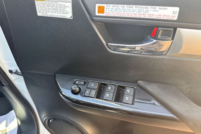 2019 Toyota Hilux SR5