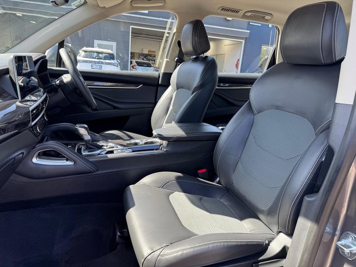 2022 LDV D90 SV9A Grey