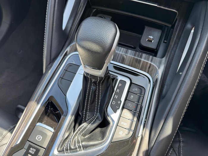 2022 LDV D90 SV9A Grey