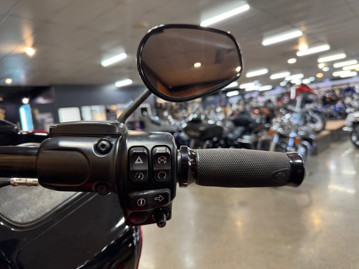 2018 Harley-davidson FLTRXS ROAD GLIDE SPECIAL REDLINE RED/VIVID BLACK