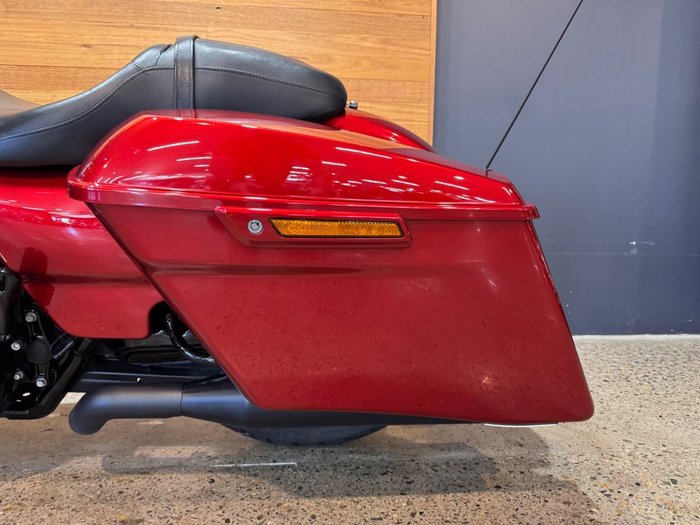 2018 Harley-davidson FLTRXS ROAD GLIDE SPECIAL REDLINE RED/VIVID BLACK