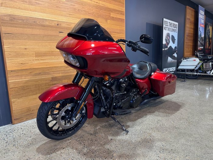 2018 Harley-davidson FLTRXS ROAD GLIDE SPECIAL REDLINE RED/VIVID BLACK