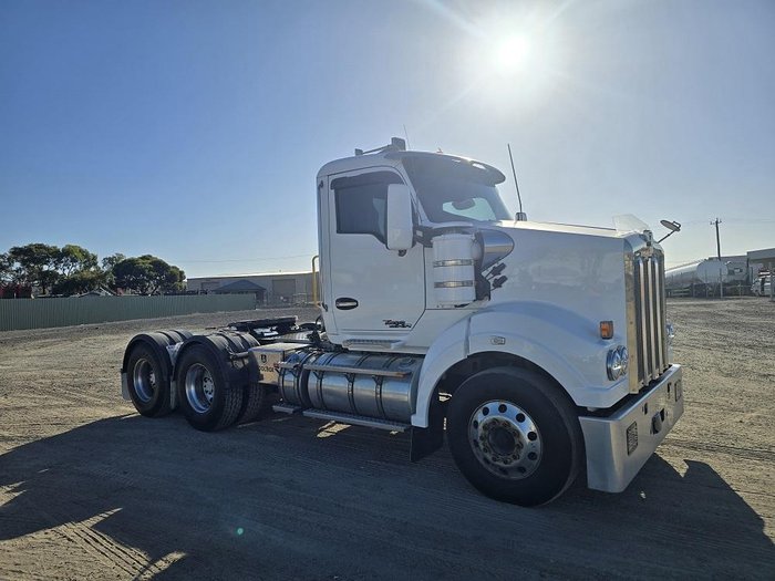 2019 Kenworth T610 Sar
