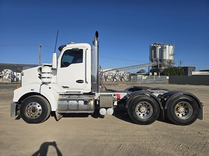 2019 Kenworth T610 Sar