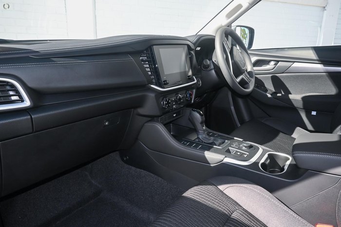 2025 Isuzu MU-X LS-M