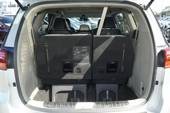 2020 Kia Carnival Platinum