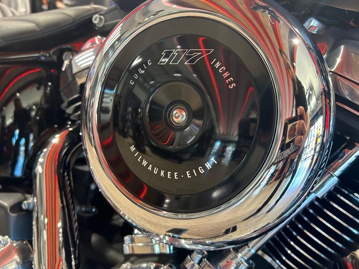 2025 Harley-Davidson Street Bob 117 (FXBB) Softail Purple