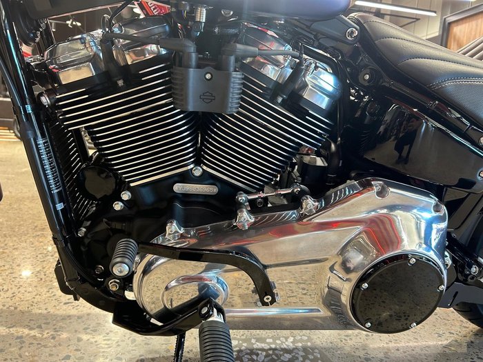 2025 Harley-Davidson Street Bob 117 (FXBB) Softail Purple