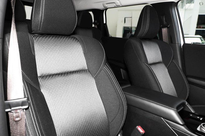 2025 Mitsubishi Outlander LS