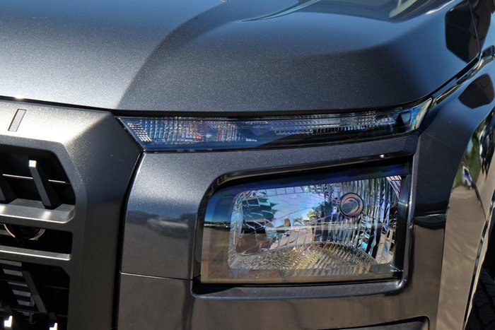 2025 Mitsubishi Triton GLX