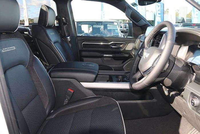 2025 RAM 1500 Laramie Sport Hurricane SO RamBox