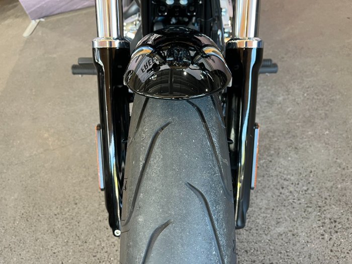 2023 Harley-davidson FXBR BREAKOUT (117) Vivid Black