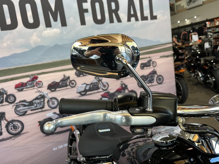 2023 Harley-davidson FXBR BREAKOUT (117) Vivid Black