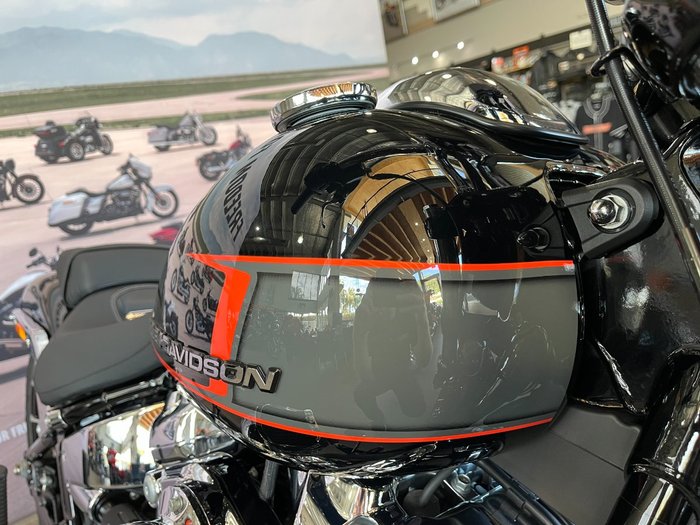 2023 Harley-davidson FXBR BREAKOUT (117) Vivid Black