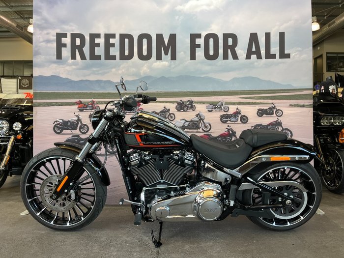 2023 Harley-davidson FXBR BREAKOUT (117) Vivid Black