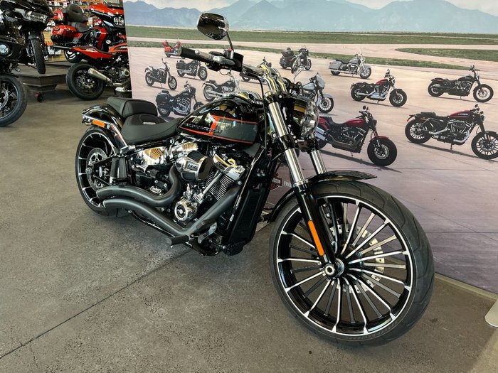 2023 Harley-davidson FXBR BREAKOUT (117) Vivid Black