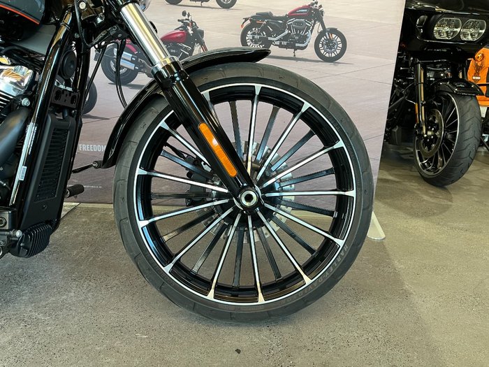 2023 Harley-davidson FXBR BREAKOUT (117) Vivid Black