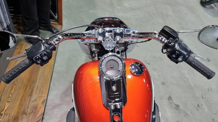 2025 Harley-davidson FLFB FAT BOY (117) Whisky Fire/ Black