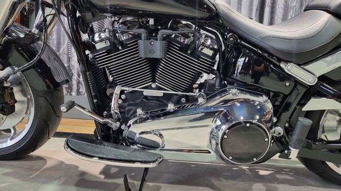 2025 Harley-davidson FLFB FAT BOY (117) Whisky Fire/ Black